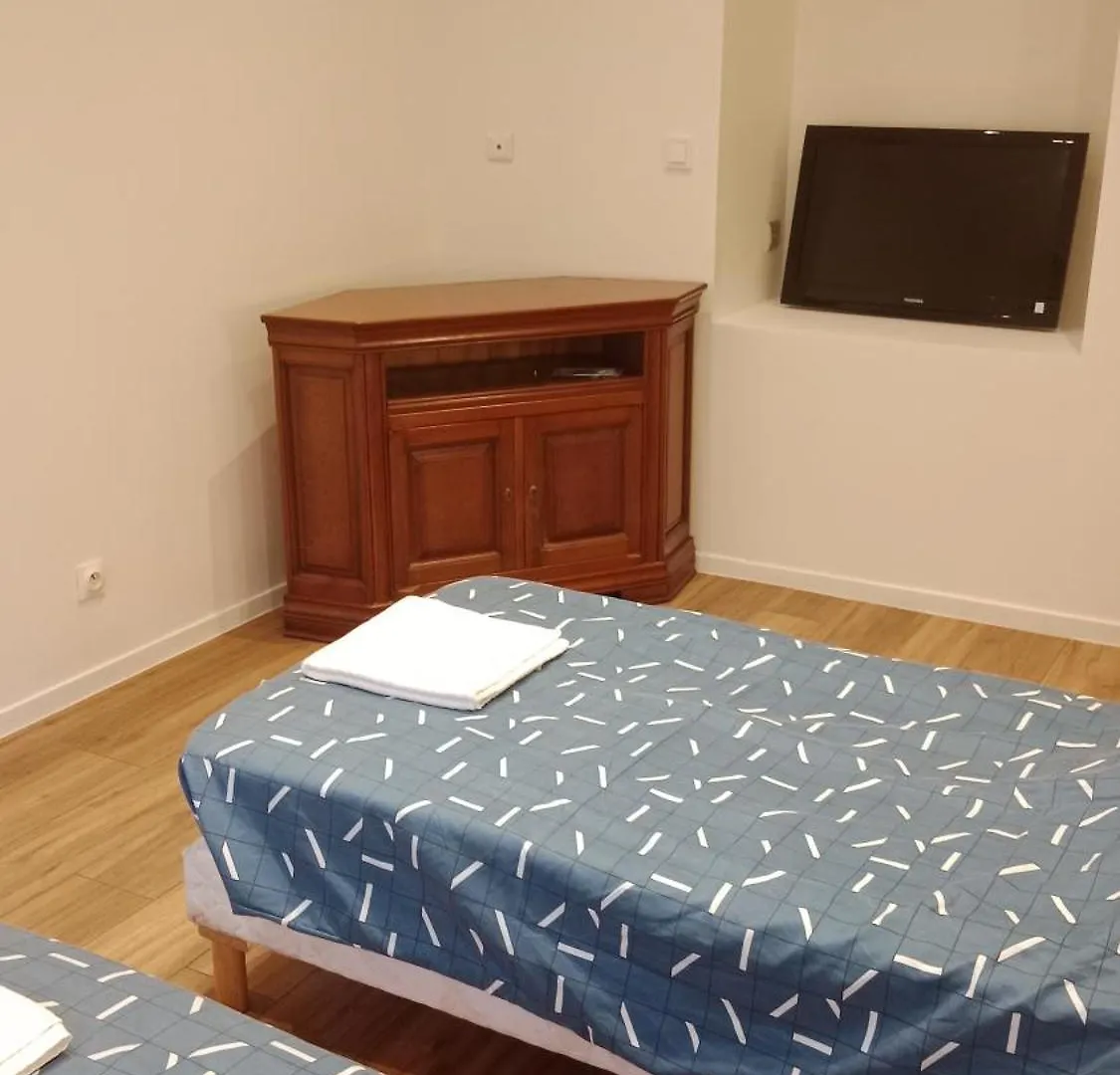 Charme Rez De Rue Apartment Aix-les-Bains